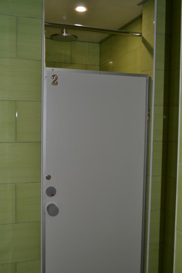 Hostel Ok Hotel Kiev Exterior foto