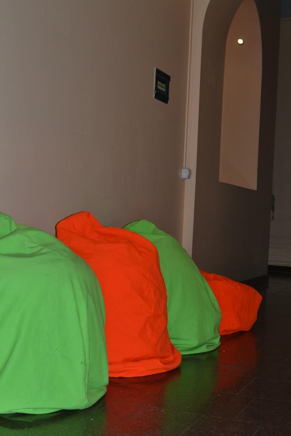 Hostel Ok Hotel Kiev Exterior foto